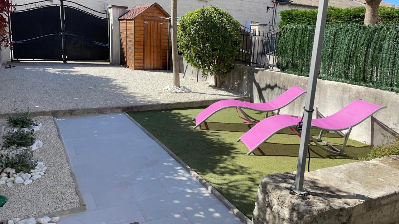 Hébergement de vacances Maison Tendance Avec Jardin, Centre Village, Alpilles, Familles Eyragues
